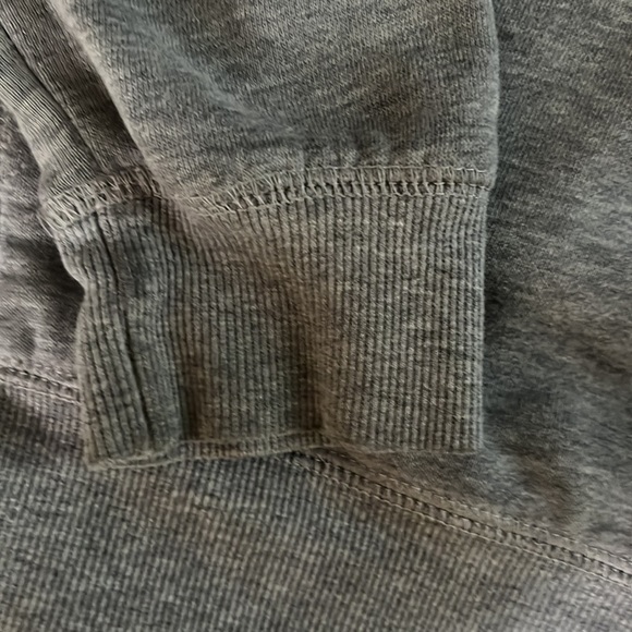 BIG KIDS' Champion FRENCH TERRY SWEATSHIRT, CLASSIC SCRIPT in Heather Gray. - Picture 5 of 8